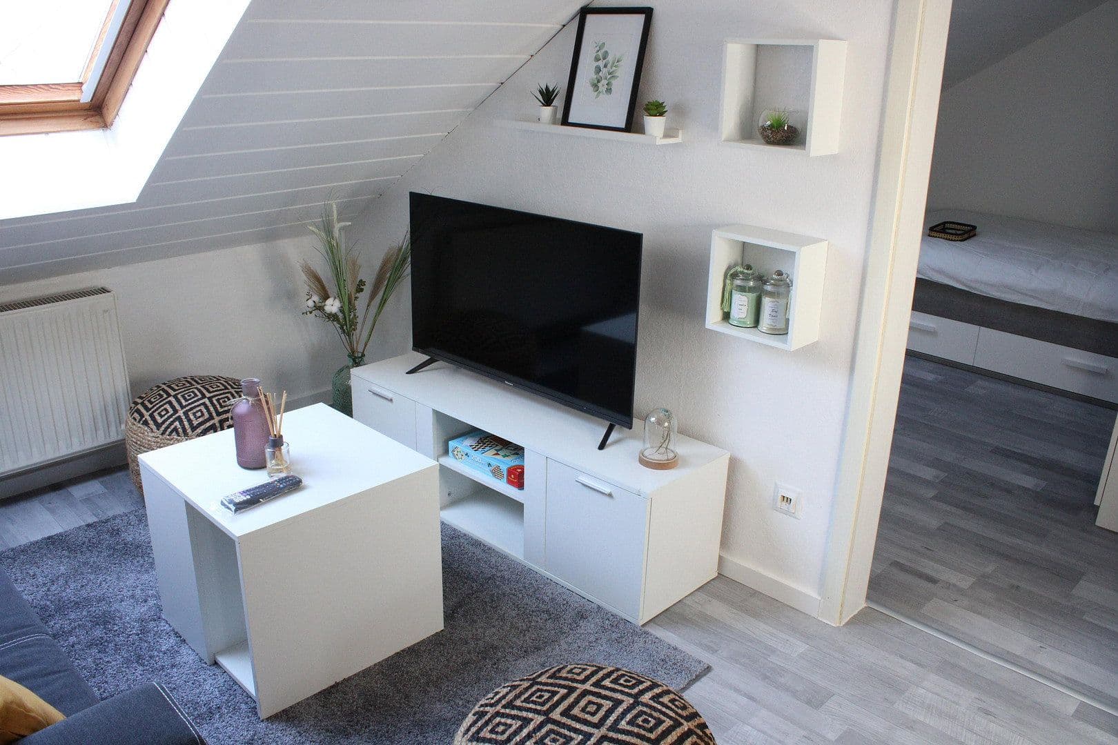 Pronájem bytu 2+1 35 m², Tal Str. 18/1, Untergruppenbach, Bádensko-Württembersko Pronájem bytu 2+1 35 m², Tal Str. 18/1, Untergruppenbach, Bádensko-Württembersko