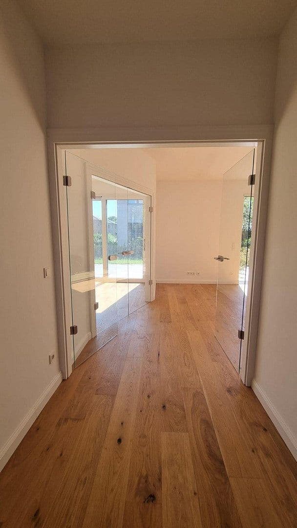 Pronájem bytu 4+1 105 m², Berlin, Berlín Pronájem bytu 4+1 105 m², Berlin, Berlín