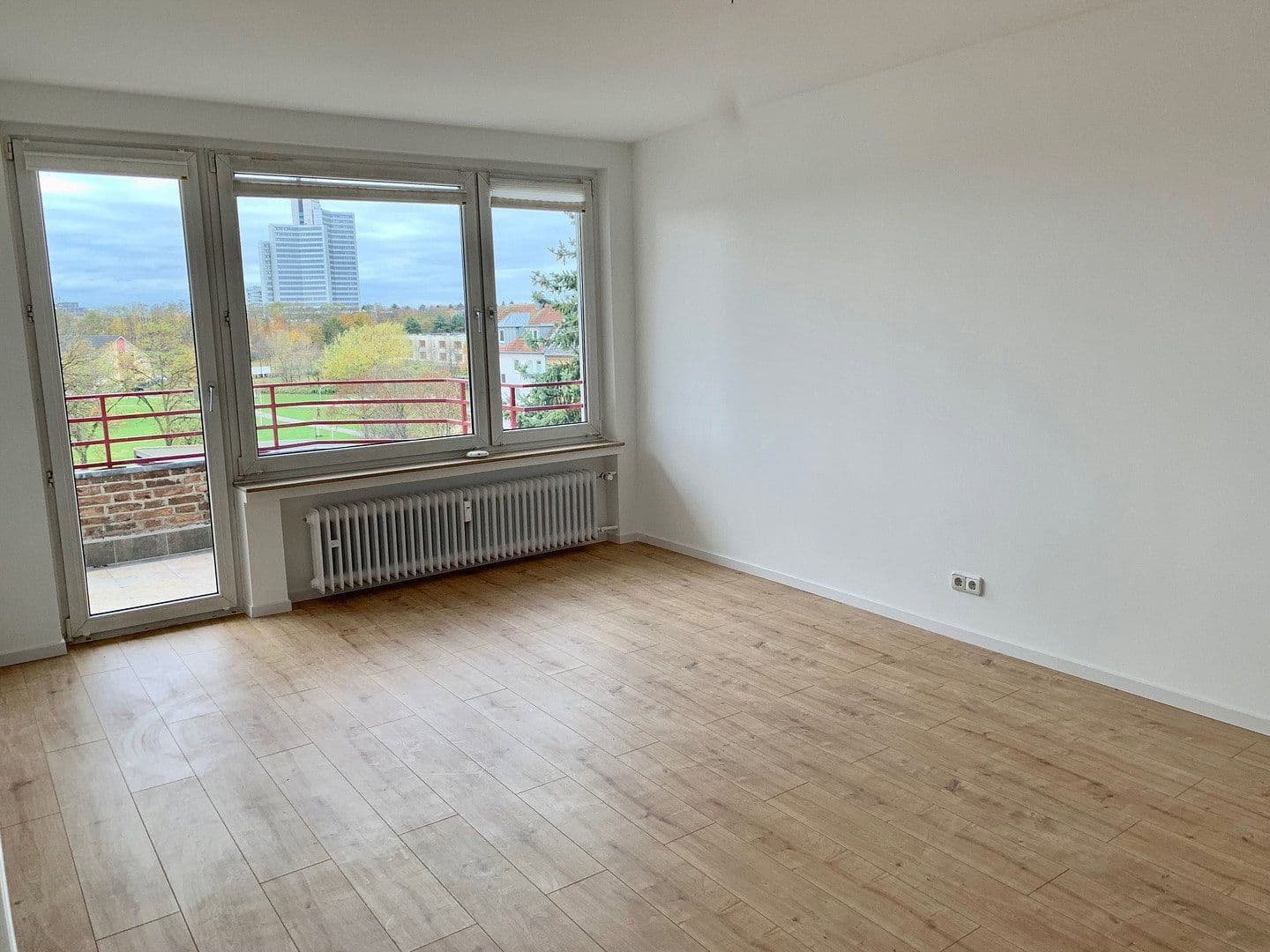 Pronájem bytu 3+1 67 m², Köln, Severní Porýní-Vestfálsko Pronájem bytu 3+1 67 m², Köln, Severní Porýní-Vestfálsko