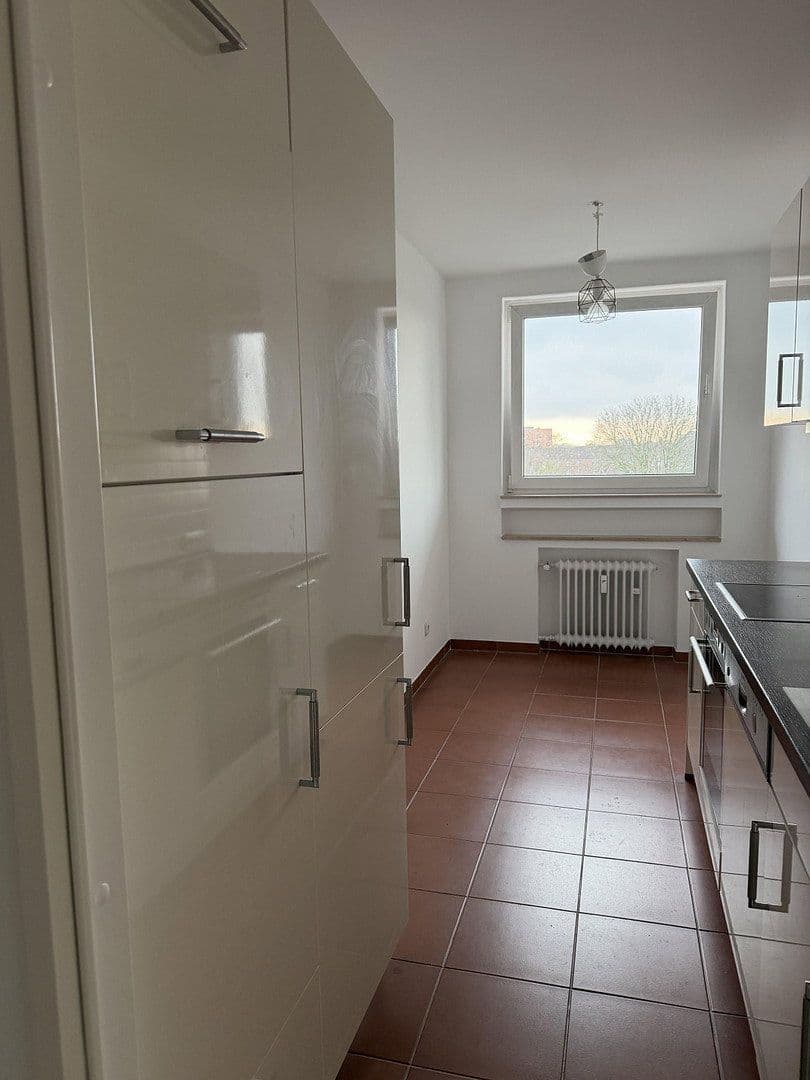 Pronájem bytu 3+1 67 m², Köln, Severní Porýní-Vestfálsko Pronájem bytu 3+1 67 m², Köln, Severní Porýní-Vestfálsko