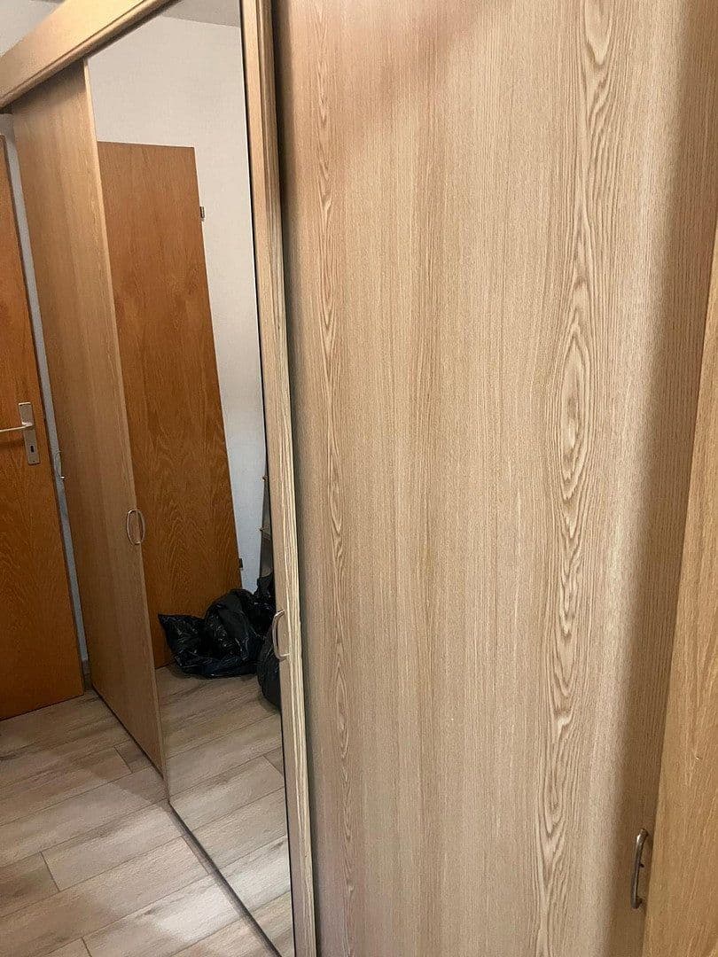 Pronájem bytu 2+1 38 m², Siegen, Severní Porýní-Vestfálsko Pronájem bytu 2+1 38 m², Siegen, Severní Porýní-Vestfálsko