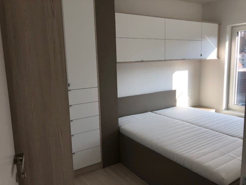 Pronájem bytu 2+kk 50 m², Meziříčská, Rožnov pod Radhoštěm, Zlínský kraj Pronájem bytu 2+kk 50 m², Meziříčská, Rožnov pod Radhoštěm, Zlínský kraj