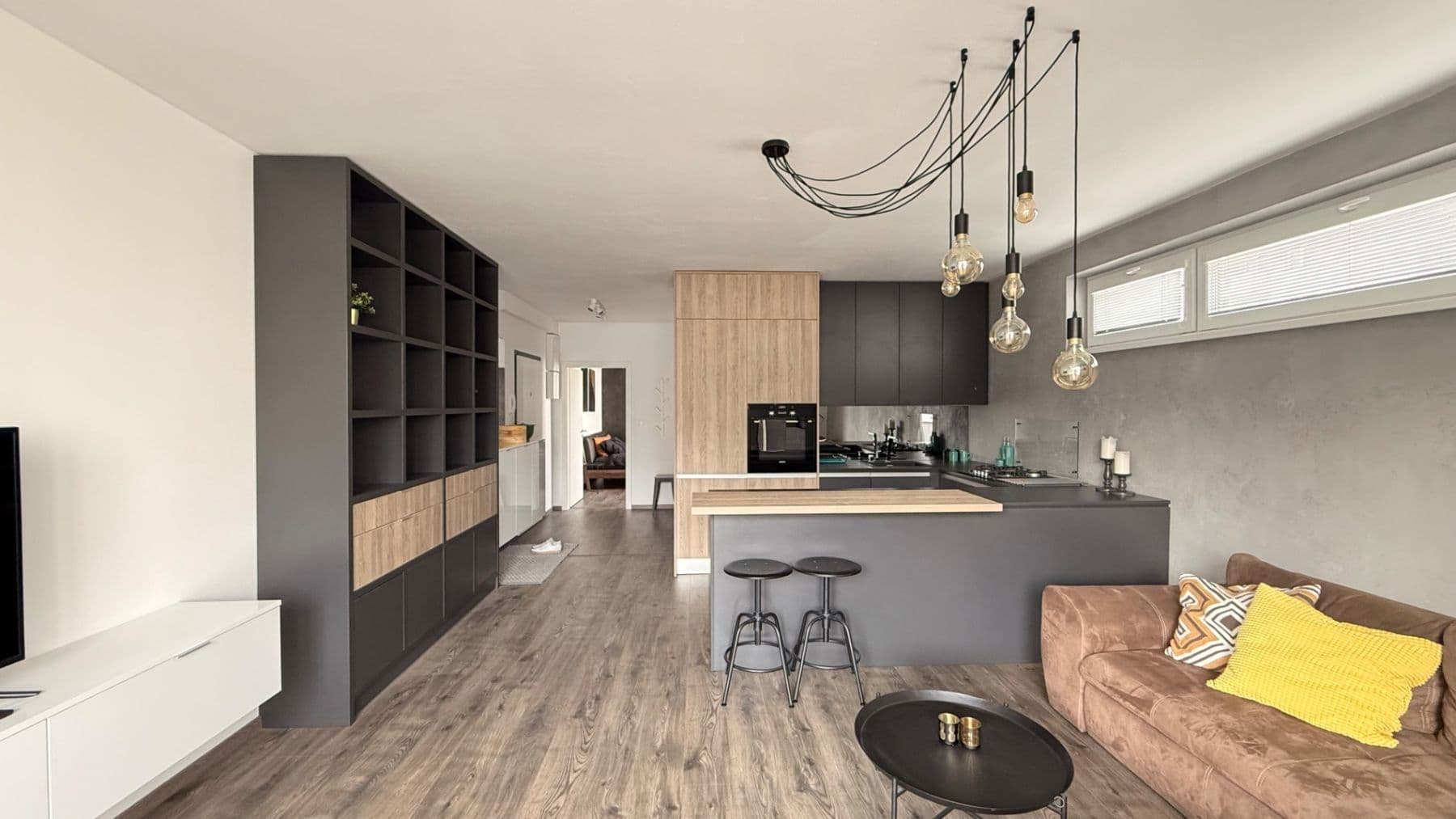 Pronájem bytu 2+1 52 m², Pri Hrubej lúke, Dúbravka, Bratislavský kraj Pronájem bytu 2+1 52 m², Pri Hrubej lúke, Dúbravka, Bratislavský kraj
