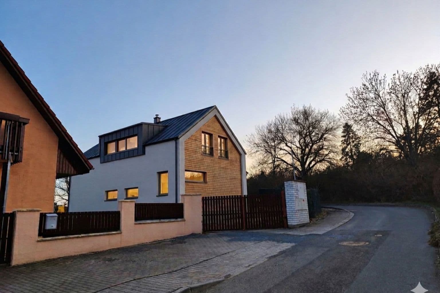 Prodej domu 152 m², pozemek 673 m², Pleskotova, Dobříš, Středočeský kraj Prodej domu 152 m², pozemek 673 m², Pleskotova, Dobříš, Středočeský kraj