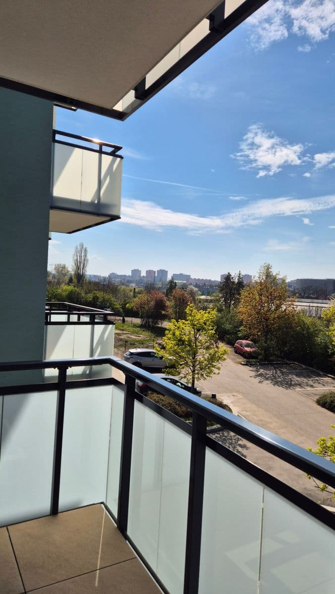 Pronájem bytu 2+kk 45 m², Strančická, Praha, Praha Pronájem bytu 2+kk 45 m², Strančická, Praha, Praha