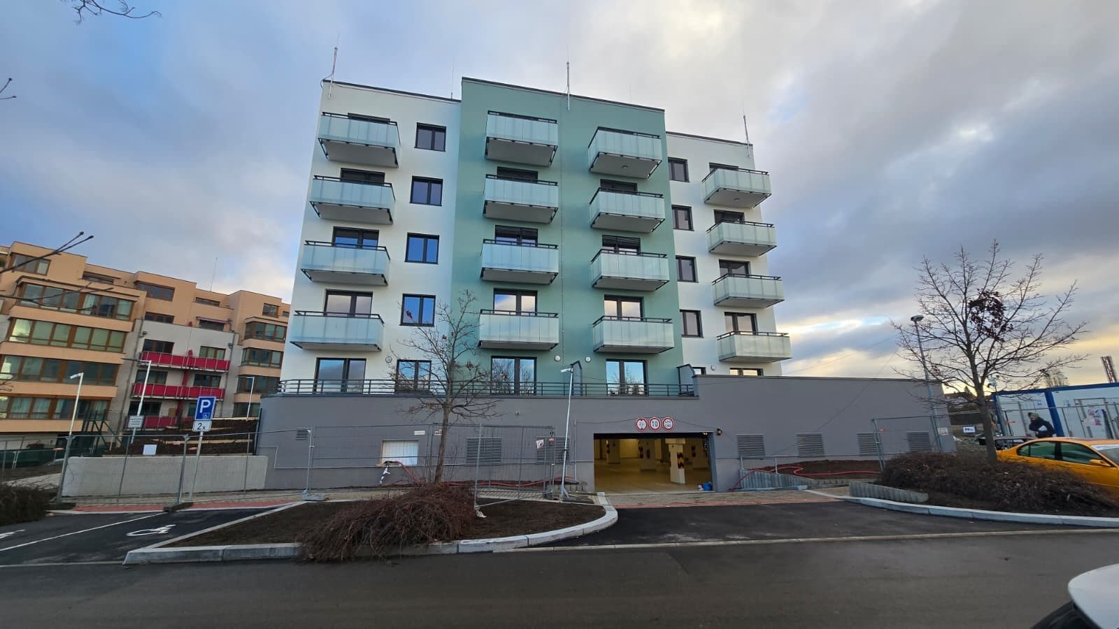 Pronájem bytu 2+kk 45 m², Strančická, Praha, Praha Pronájem bytu 2+kk 45 m², Strančická, Praha, Praha