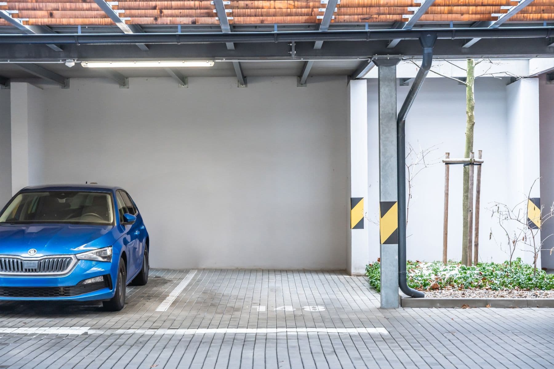 Prodej garáže 20 m², Honzíkova, Praha, Praha Prodej garáže 20 m², Honzíkova, Praha, Praha