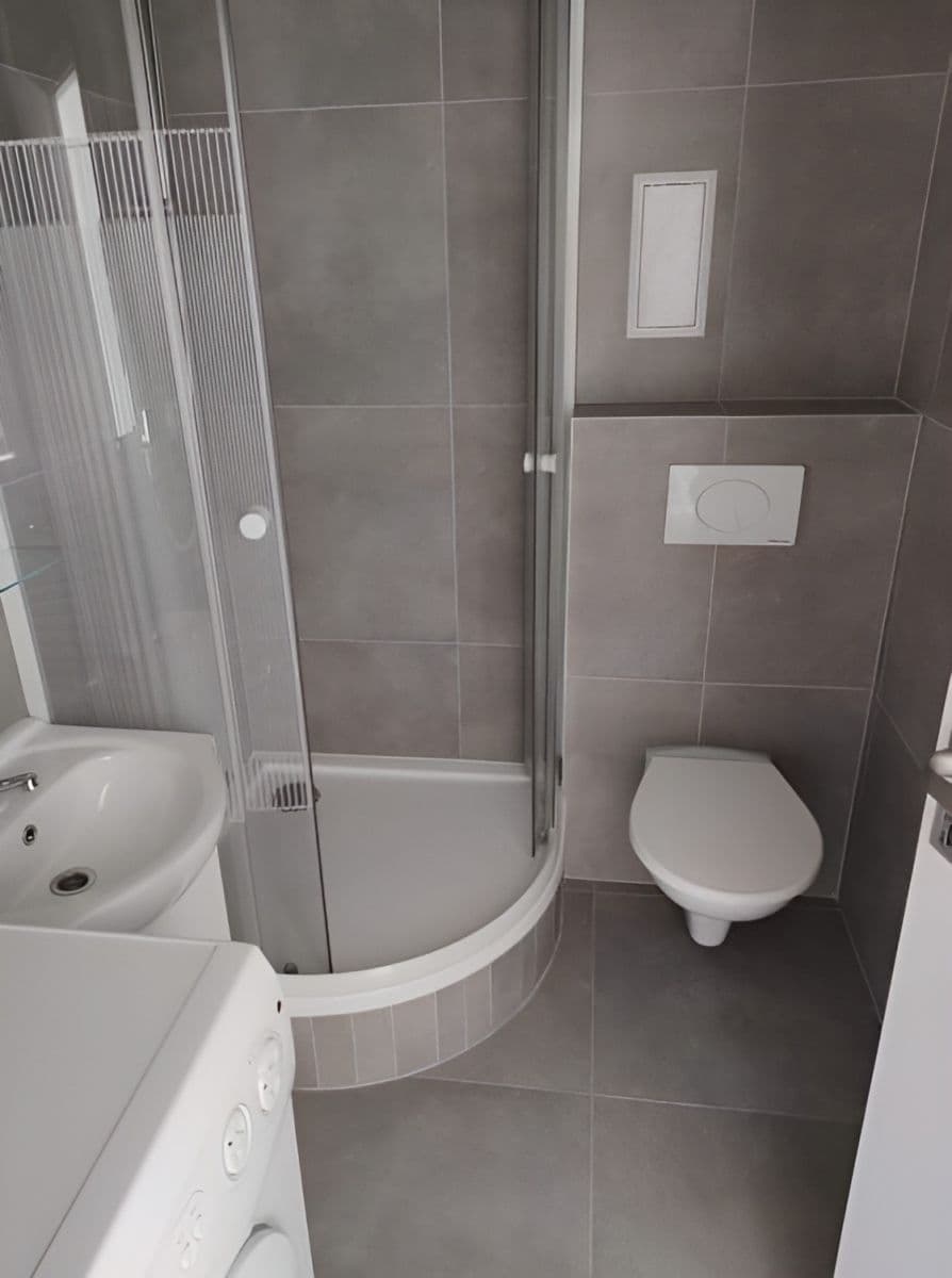 Pronájem bytu 2+kk 40 m², Vysočanská, Praha, Praha Pronájem bytu 2+kk 40 m², Vysočanská, Praha, Praha
