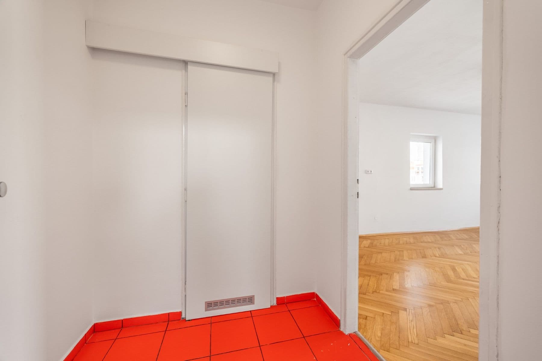 Prodej bytu 1+kk 27 m², U Gymnázia, Praha, Praha Prodej bytu 1+kk 27 m², U Gymnázia, Praha, Praha
