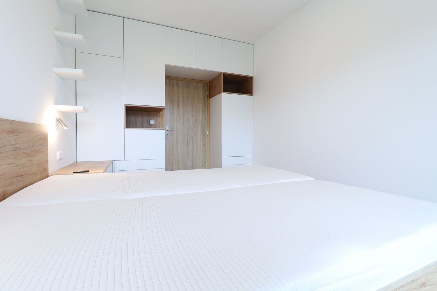 Pronájem bytu 2+kk 56 m², V dolině, Praha, Praha Pronájem bytu 2+kk 56 m², V dolině, Praha, Praha