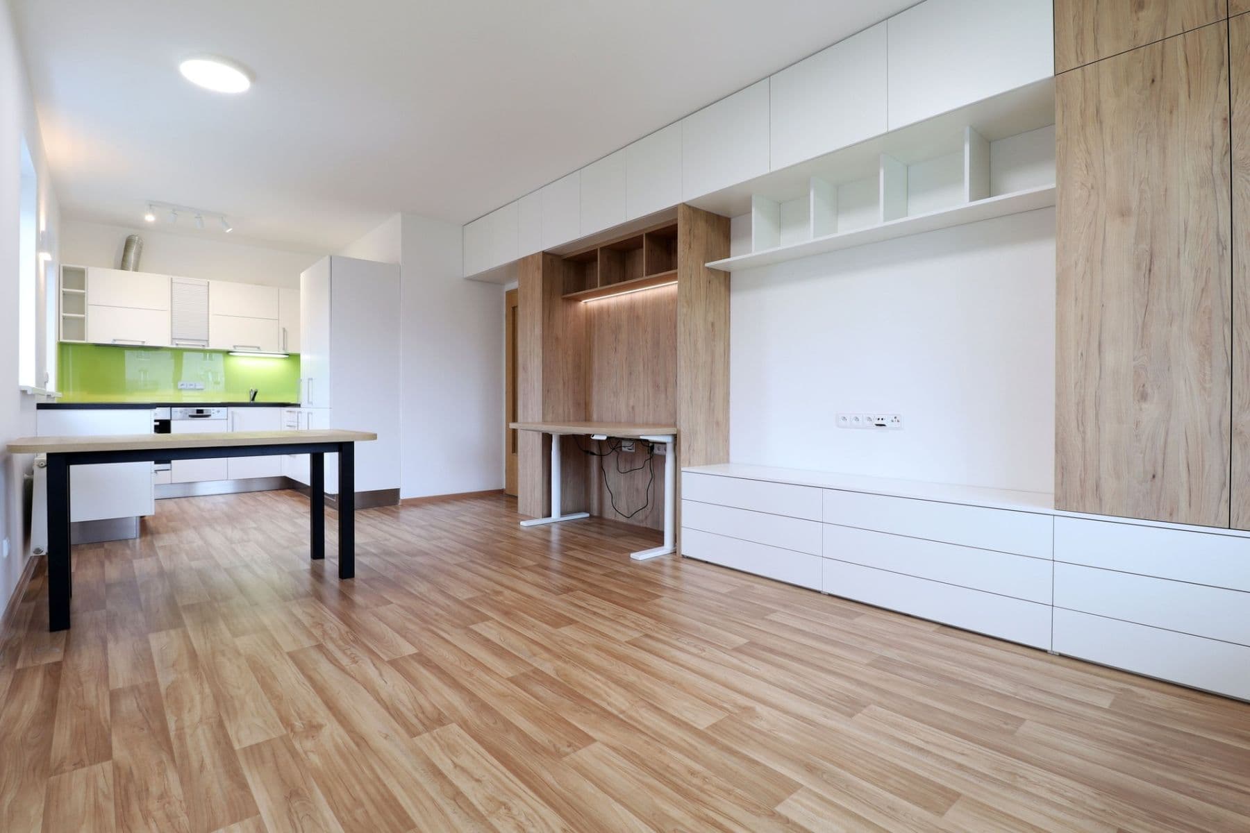 Pronájem bytu 2+kk 56 m², V dolině, Praha, Praha Pronájem bytu 2+kk 56 m², V dolině, Praha, Praha
