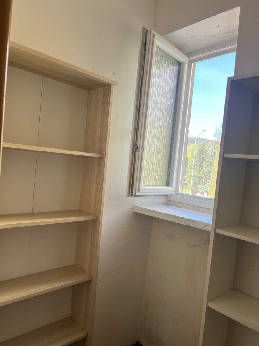 Prodej bytu 2+1 50 m², Handlová, Trenčiansky kraj Prodej bytu 2+1 50 m², Handlová, Trenčiansky kraj