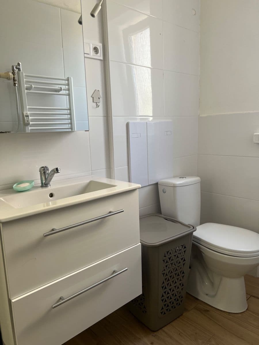 Prodej bytu 2+1 50 m², Handlová, Trenčiansky kraj Prodej bytu 2+1 50 m², Handlová, Trenčiansky kraj