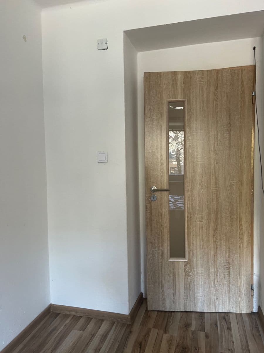 Prodej bytu 2+1 50 m², Handlová, Trenčiansky kraj Prodej bytu 2+1 50 m², Handlová, Trenčiansky kraj