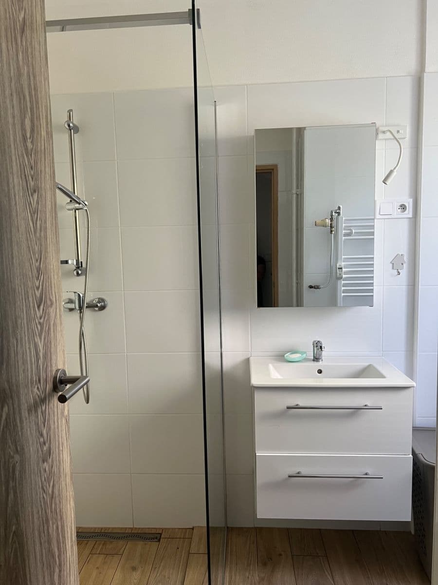 Prodej bytu 2+1 50 m², Handlová, Trenčiansky kraj Prodej bytu 2+1 50 m², Handlová, Trenčiansky kraj