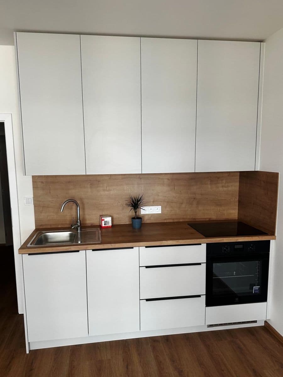 Pronájem bytu Garsoniéra 35 m², Gerstelova, Praha, Praha Pronájem bytu Garsoniéra 35 m², Gerstelova, Praha, Praha