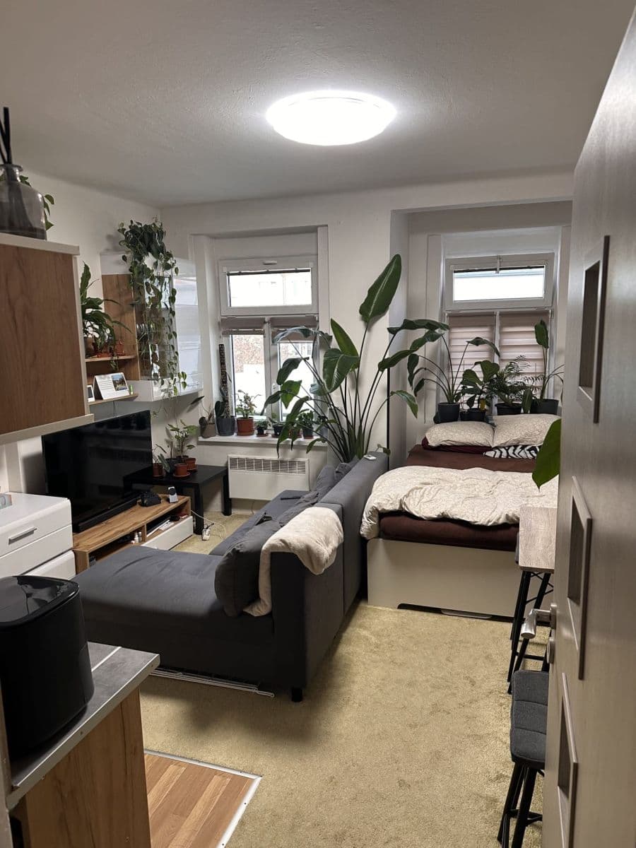 Pronájem bytu 1+kk 23 m², Strančická, Praha, Praha Pronájem bytu 1+kk 23 m², Strančická, Praha, Praha