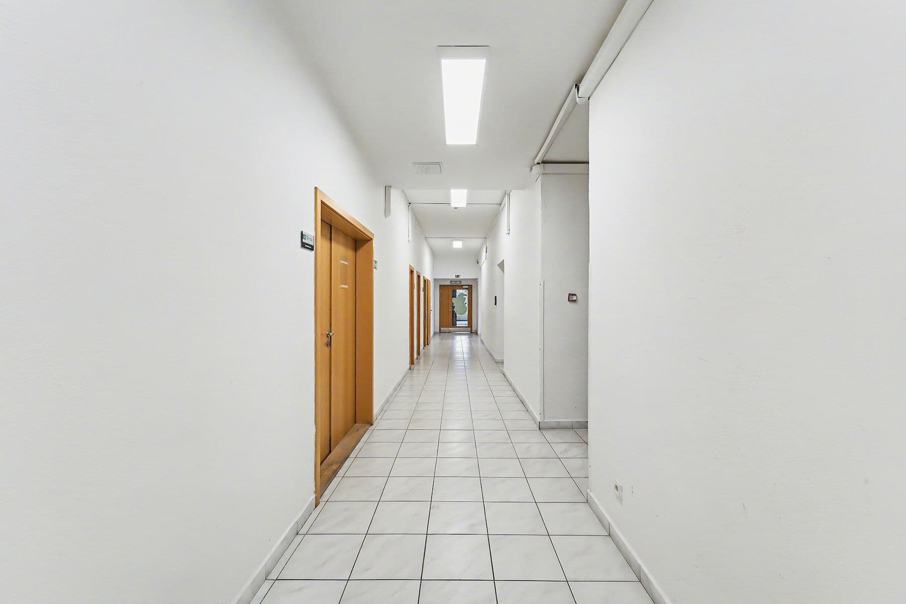 Prodej kanceláře 2.004 m², Čermákova, Kladno, Středočeský kraj Prodej kanceláře 2.004 m², Čermákova, Kladno, Středočeský kraj