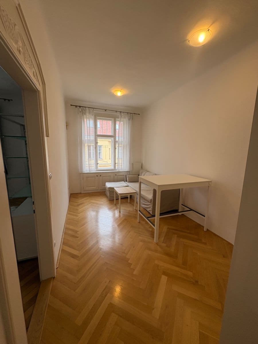 Pronájem bytu 2+kk 47 m², Elišky Krásnohorské, Praha, Praha Pronájem bytu 2+kk 47 m², Elišky Krásnohorské, Praha, Praha
