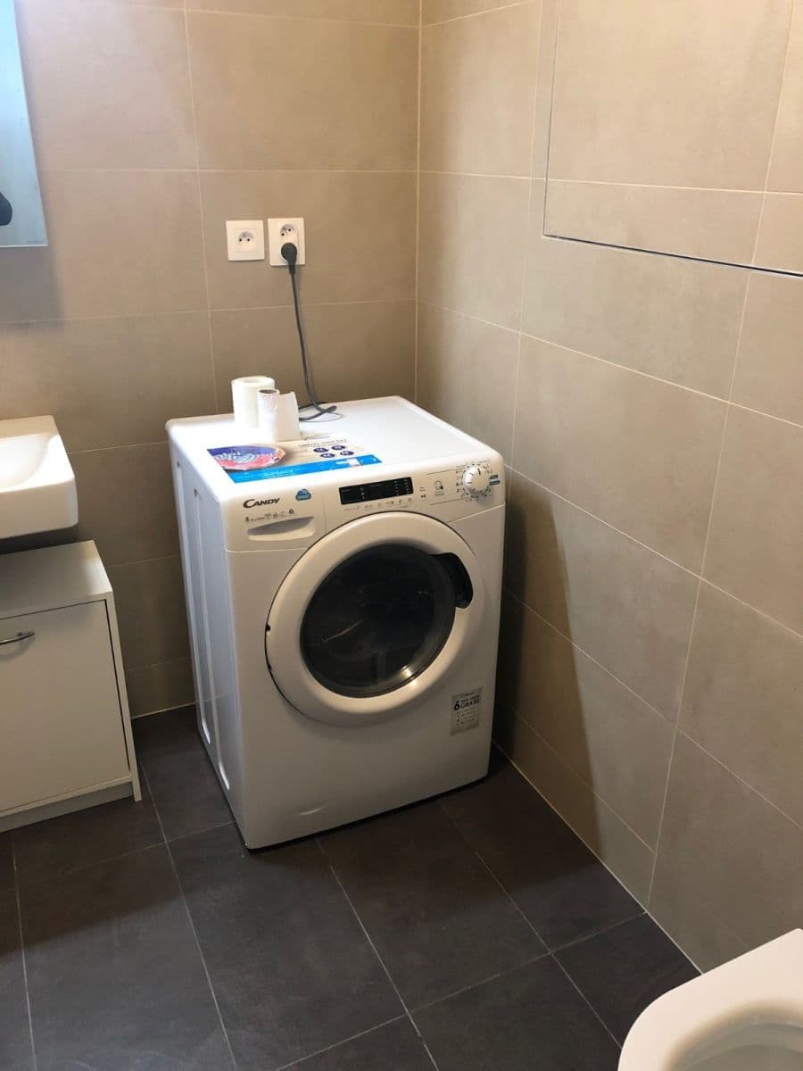 Prodej bytu 1+kk 44 m², náměstí Biskupa Bruna, Ostrava, Moravskoslezský kraj Prodej bytu 1+kk 44 m², náměstí Biskupa Bruna, Ostrava, Moravskoslezský kraj