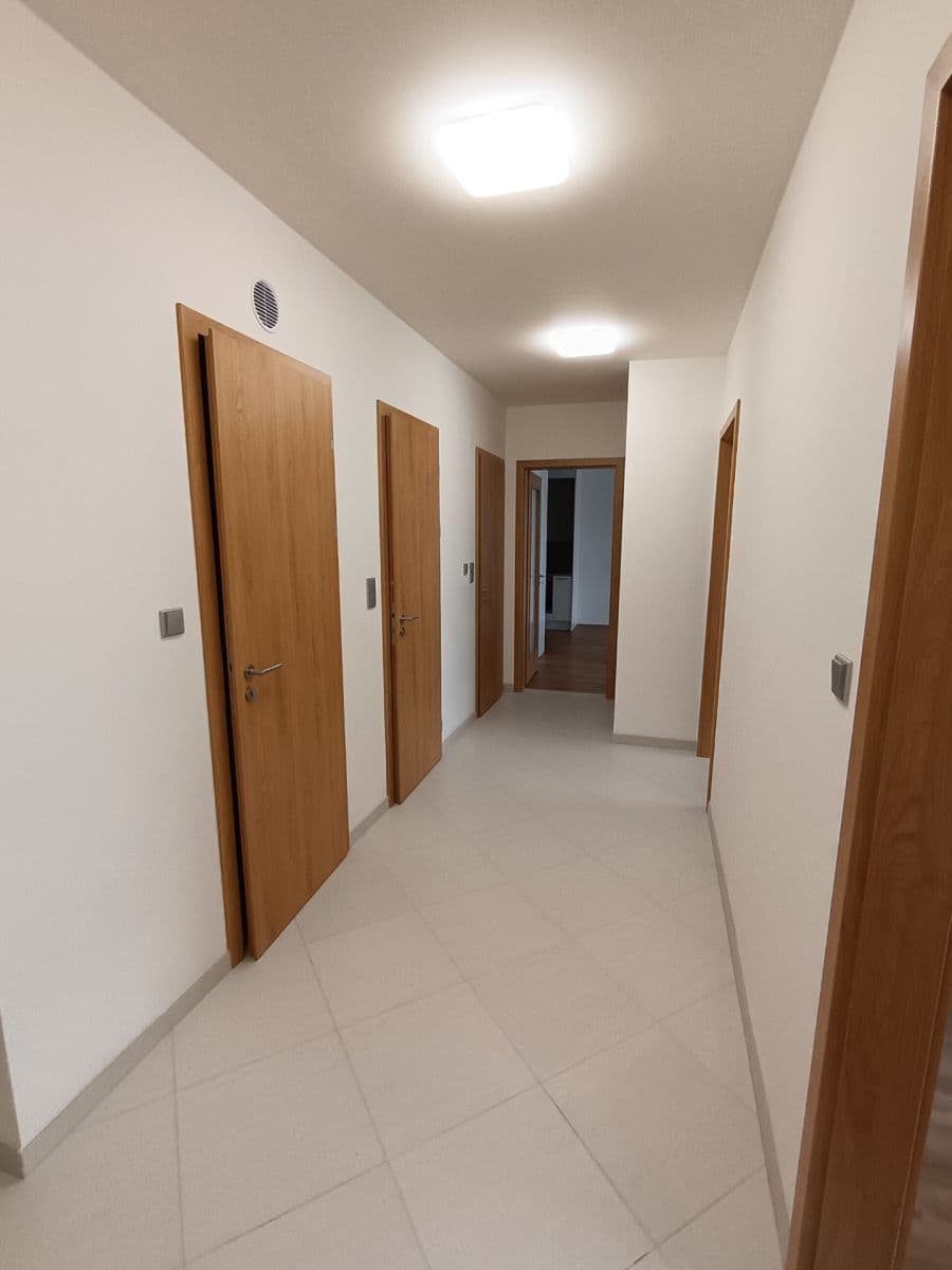 Pronájem bytu 3+kk 96 m², Kardausova, Praha, Praha Pronájem bytu 3+kk 96 m², Kardausova, Praha, Praha