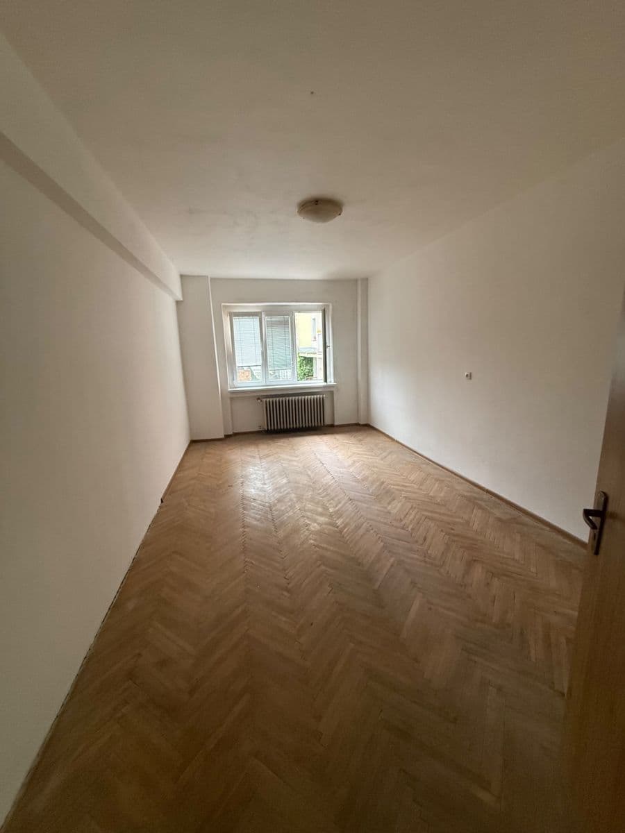 Pronájem bytu 2+kk 51 m², Komunardů, Praha, Praha Pronájem bytu 2+kk 51 m², Komunardů, Praha, Praha