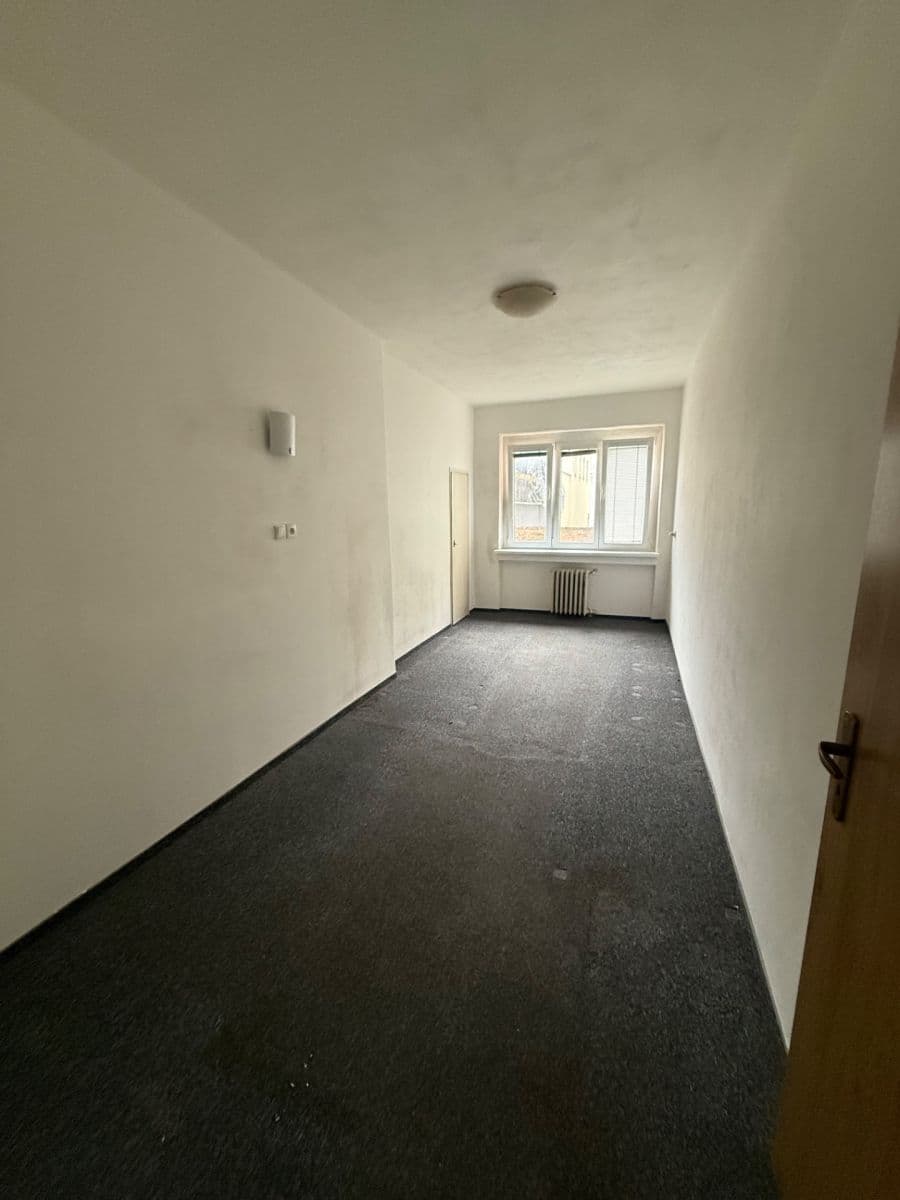 Pronájem bytu 2+kk 51 m², Komunardů, Praha, Praha Pronájem bytu 2+kk 51 m², Komunardů, Praha, Praha