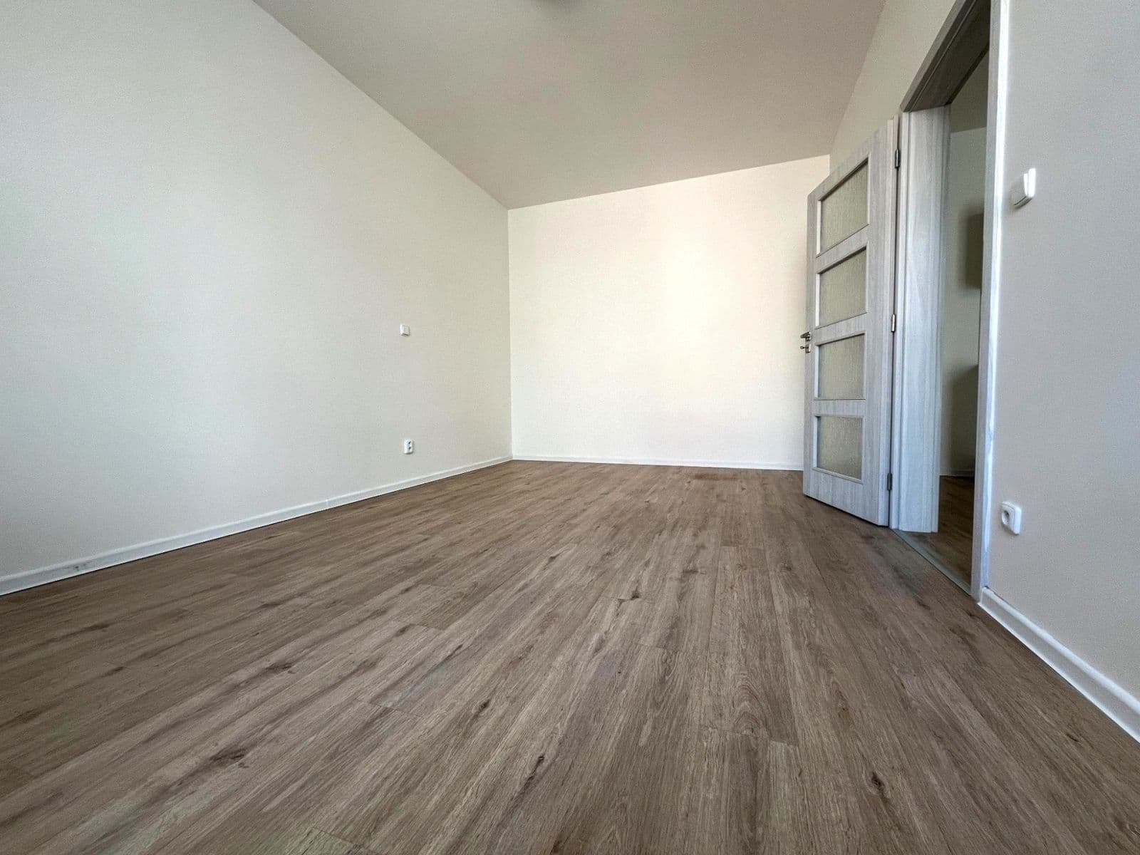 Pronájem bytu 2+kk 47 m², Mathonova, Brno, Jihomoravský kraj Pronájem bytu 2+kk 47 m², Mathonova, Brno, Jihomoravský kraj