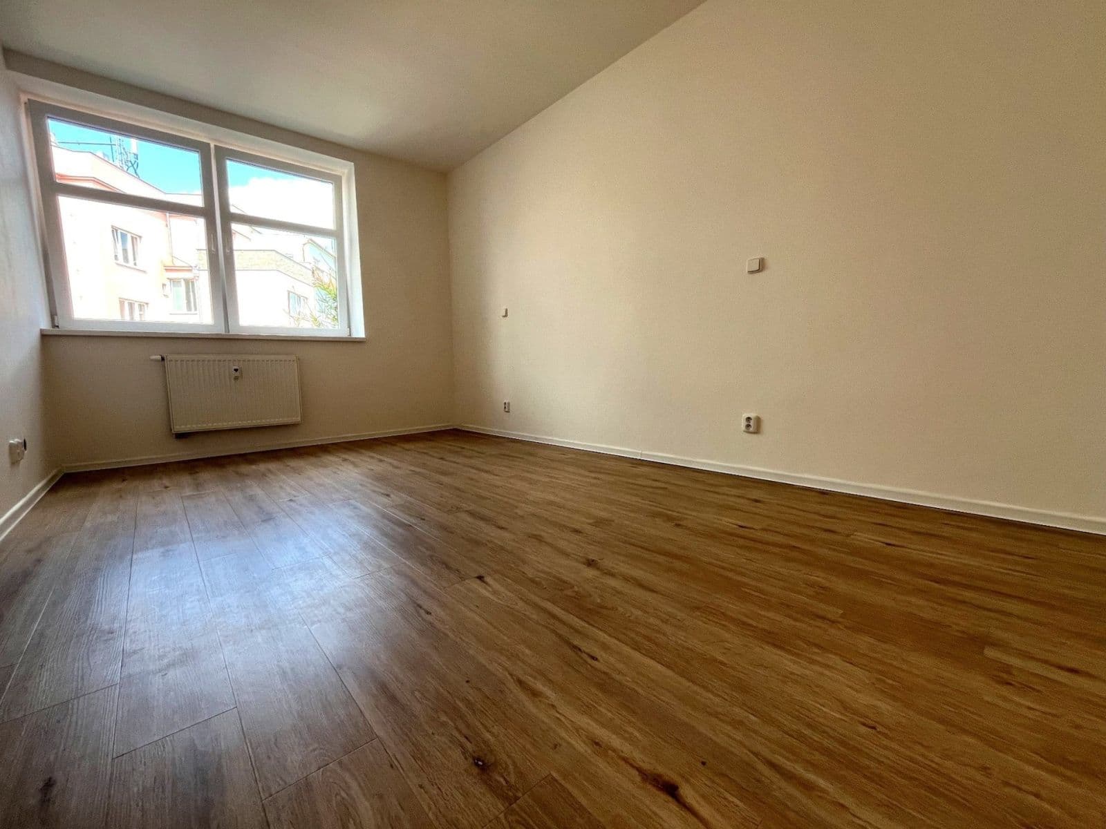 Pronájem bytu 2+kk 47 m², Mathonova, Brno, Jihomoravský kraj Pronájem bytu 2+kk 47 m², Mathonova, Brno, Jihomoravský kraj
