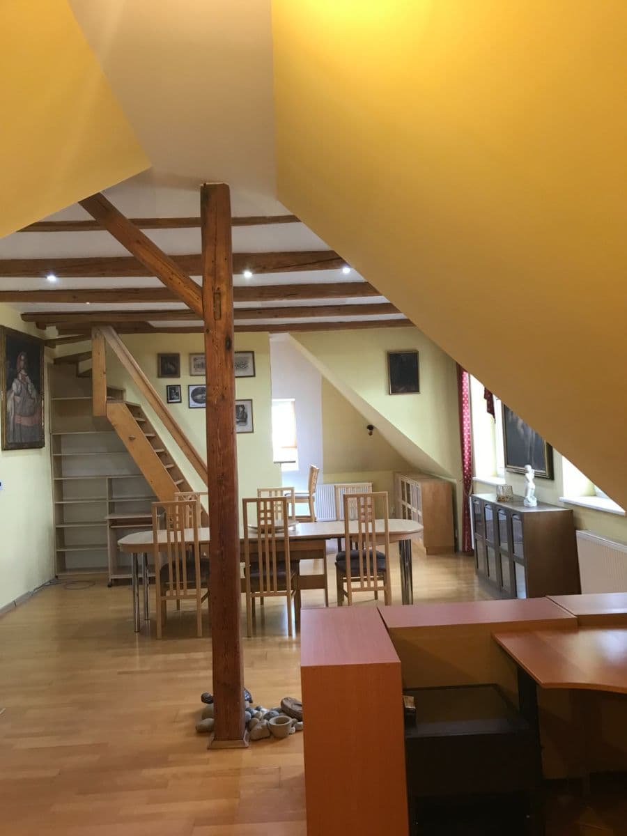 Pronájem kanceláře 100 m², Na Rovni, Praha, Praha Pronájem kanceláře 100 m², Na Rovni, Praha, Praha