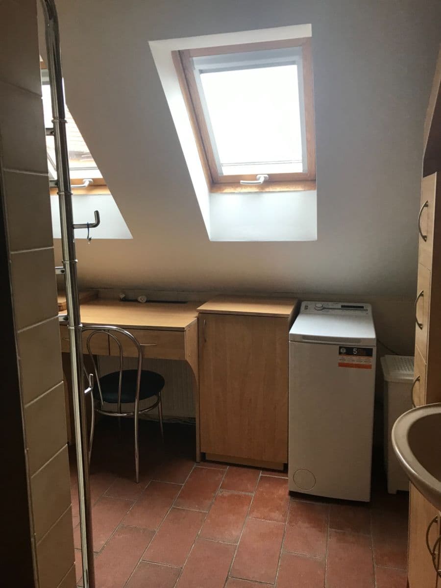 Pronájem kanceláře 100 m², Na Rovni, Praha, Praha Pronájem kanceláře 100 m², Na Rovni, Praha, Praha