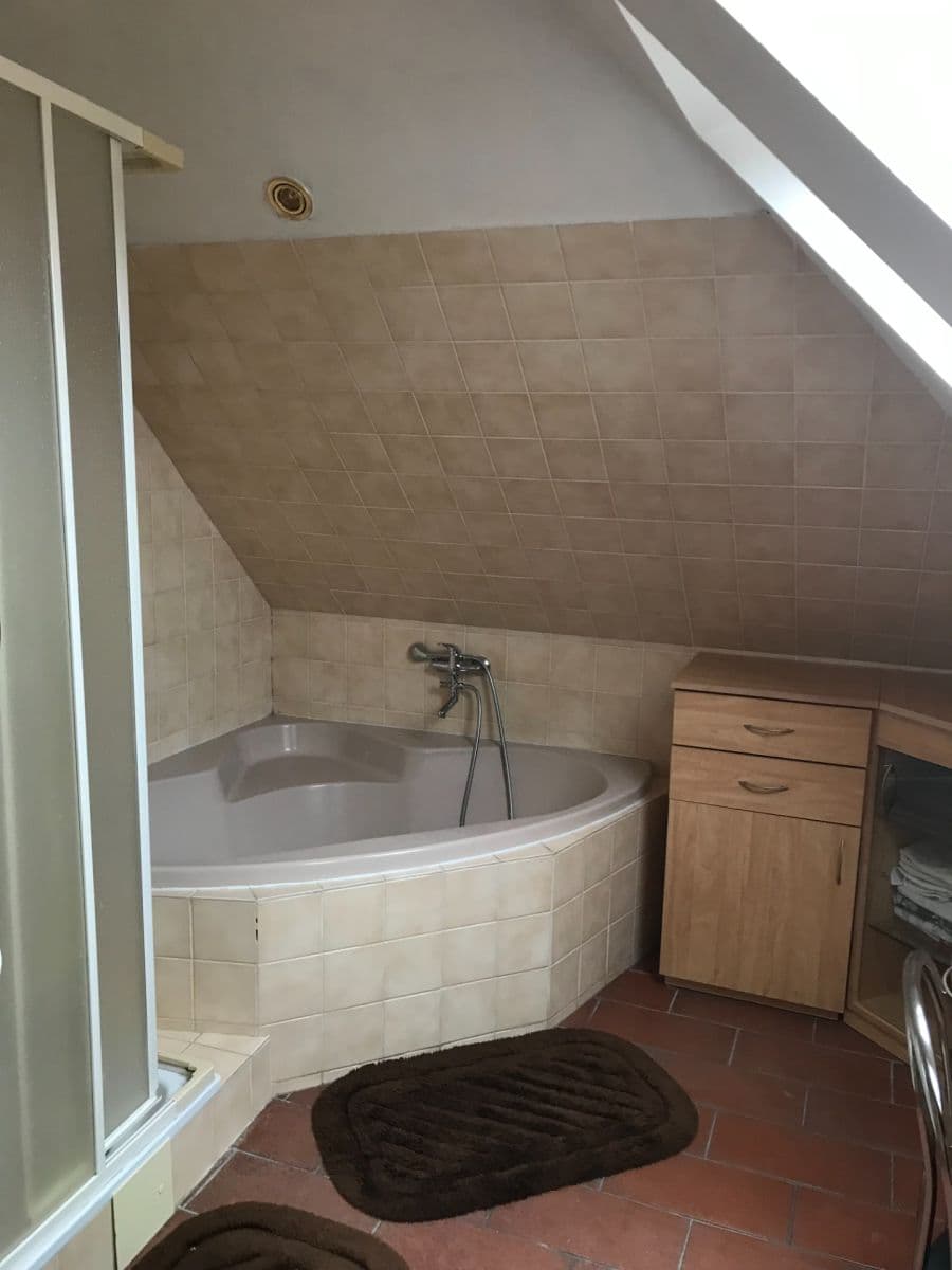 Pronájem kanceláře 100 m², Na Rovni, Praha, Praha Pronájem kanceláře 100 m², Na Rovni, Praha, Praha