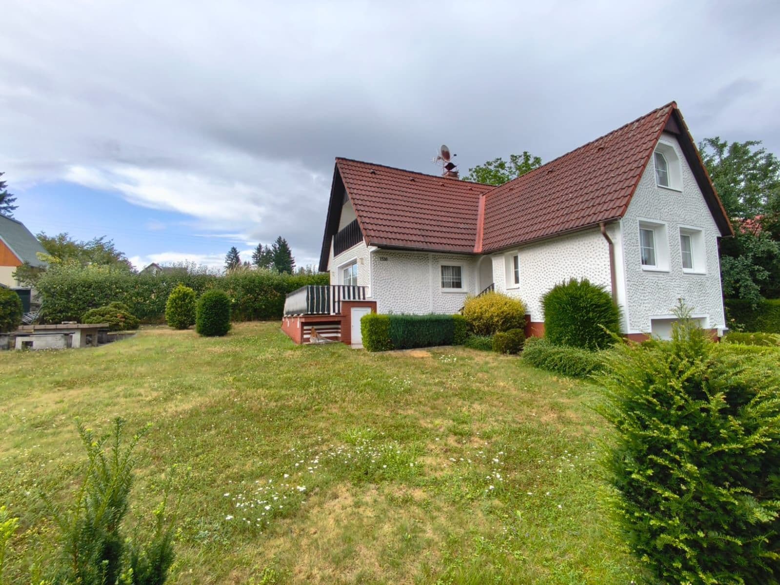 Prodej domu 110 m², pozemek 473 m², Essenská, Hradištko, Středočeský kraj Prodej domu 110 m², pozemek 473 m², Essenská, Hradištko, Středočeský kraj