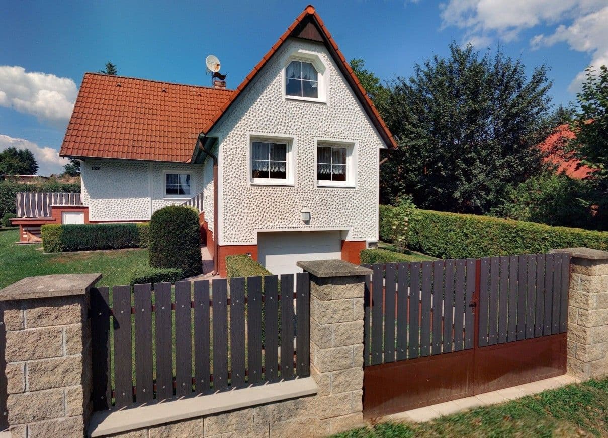 Prodej domu 110 m², pozemek 473 m², Essenská, Hradištko, Středočeský kraj Prodej domu 110 m², pozemek 473 m², Essenská, Hradištko, Středočeský kraj