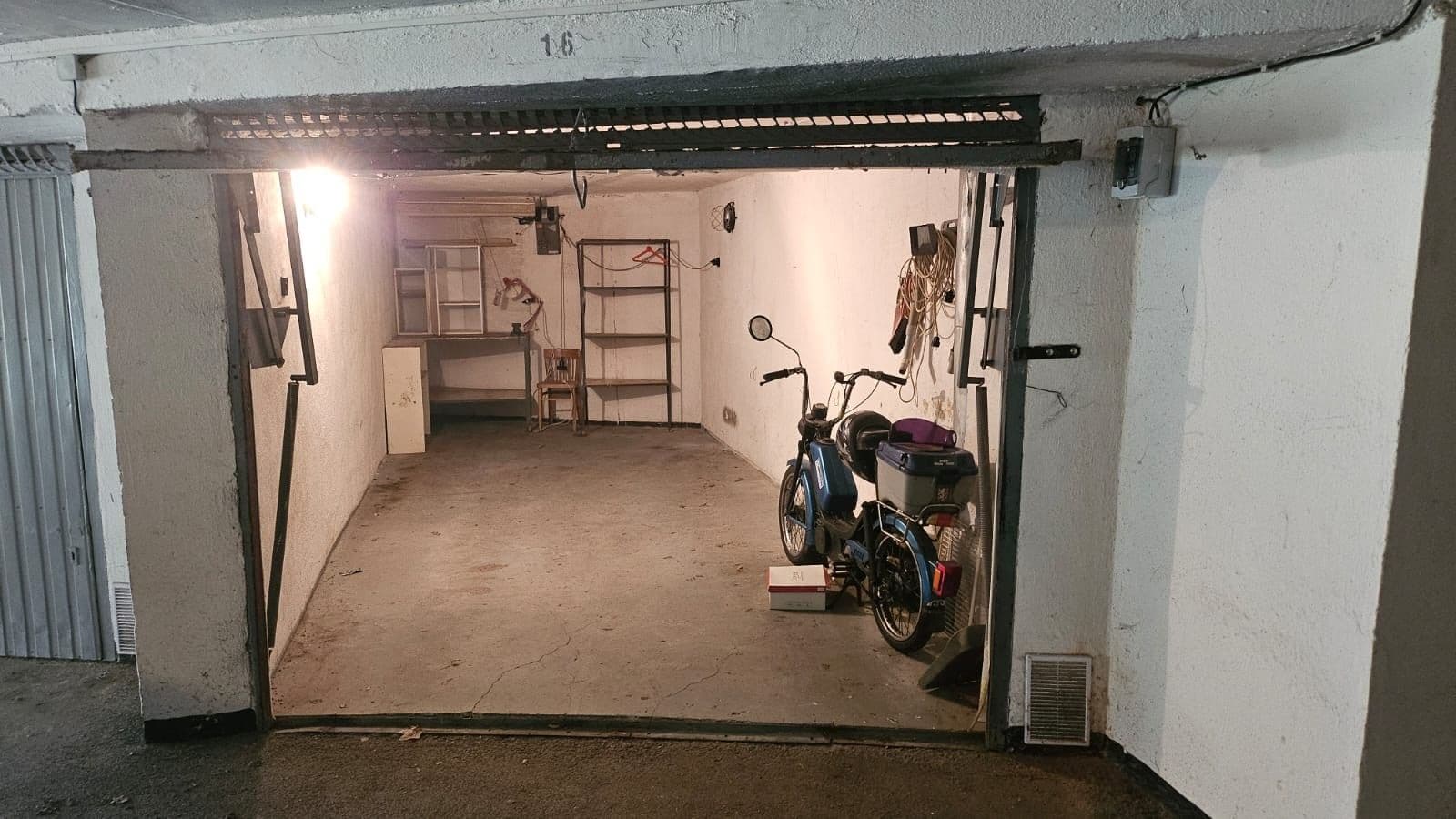 Pronájem garáže 20 m², Jablonec nad Nisou, Liberecký kraj Pronájem garáže 20 m², Jablonec nad Nisou, Liberecký kraj