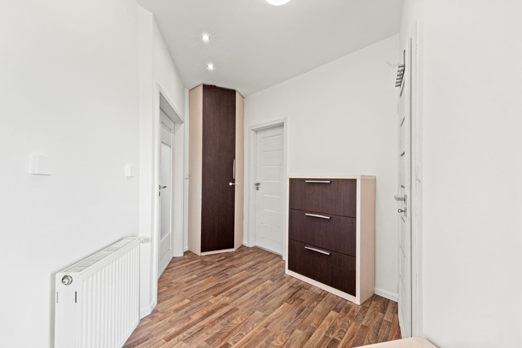 Pronájem bytu 3+1 144 m², Osvoboz. pol. vězňů, Kladno, Středočeský kraj Pronájem bytu 3+1 144 m², Osvoboz. pol. vězňů, Kladno, Středočeský kraj