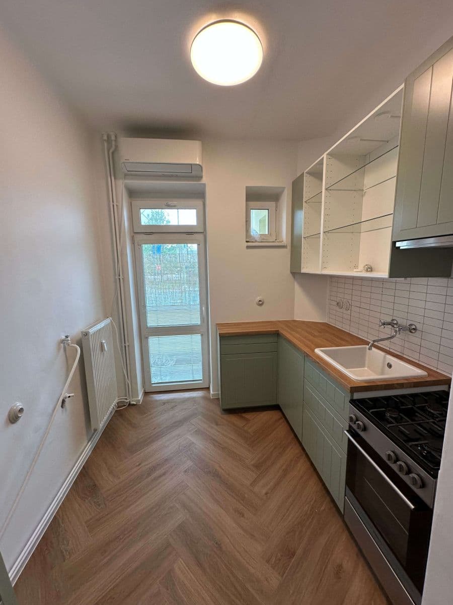 Pronájem bytu 2+1 52 m², Křížkovského, Brno, Jihomoravský kraj Pronájem bytu 2+1 52 m², Křížkovského, Brno, Jihomoravský kraj