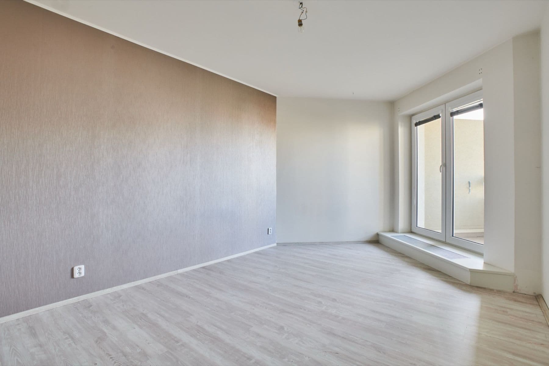 Pronájem bytu 3+1 95 m², Hyacintová, Praha, Praha Pronájem bytu 3+1 95 m², Hyacintová, Praha, Praha