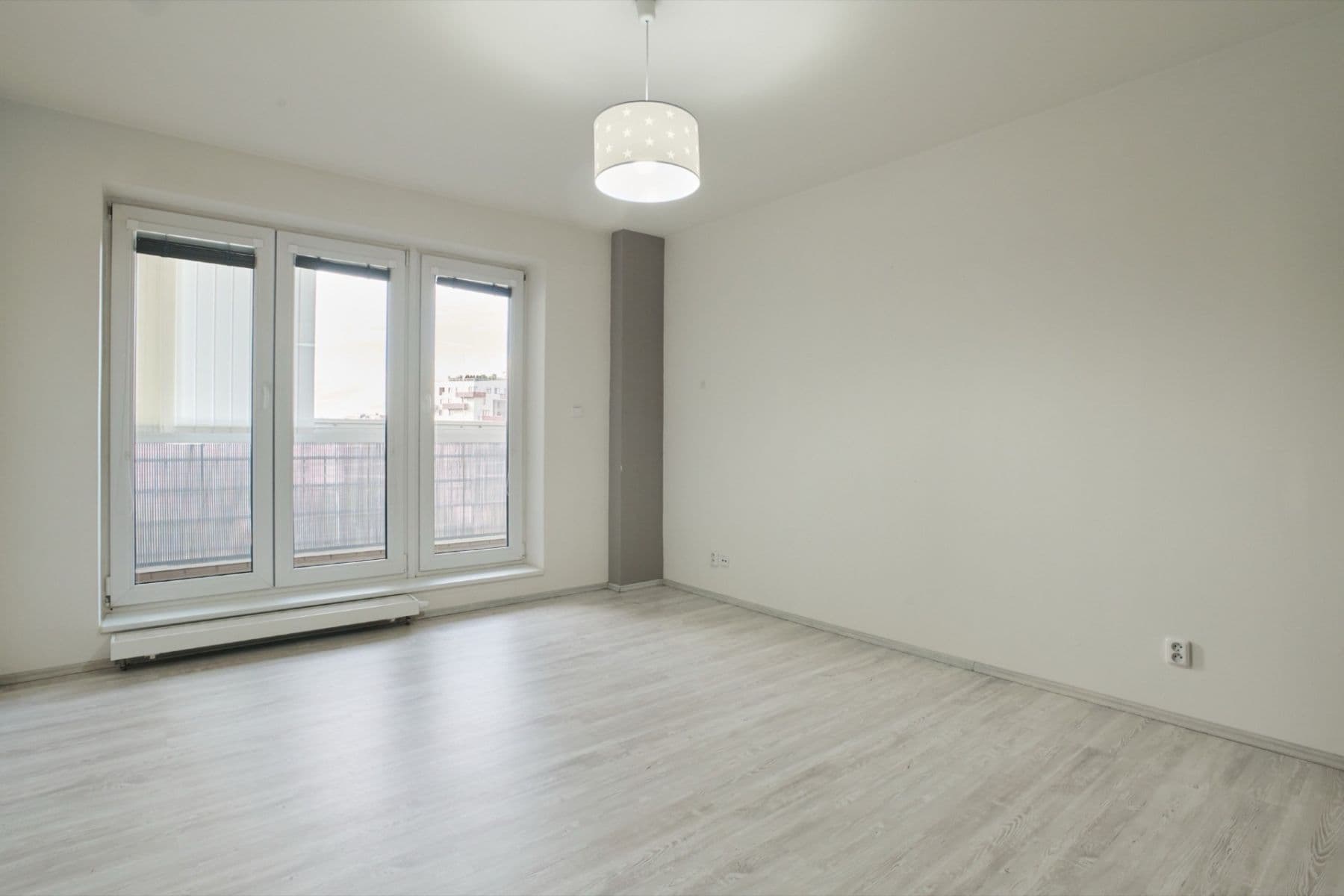 Pronájem bytu 3+1 95 m², Hyacintová, Praha, Praha Pronájem bytu 3+1 95 m², Hyacintová, Praha, Praha