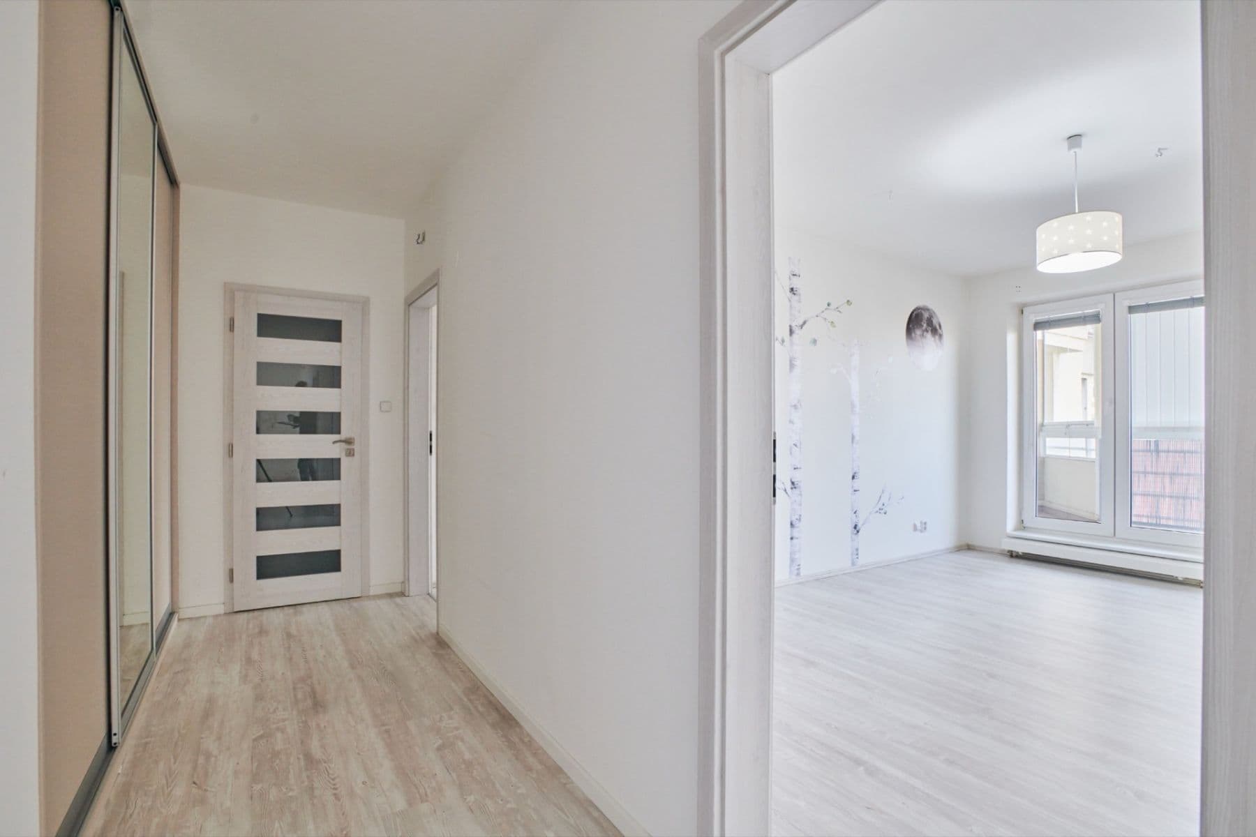 Pronájem bytu 3+1 95 m², Hyacintová, Praha, Praha Pronájem bytu 3+1 95 m², Hyacintová, Praha, Praha