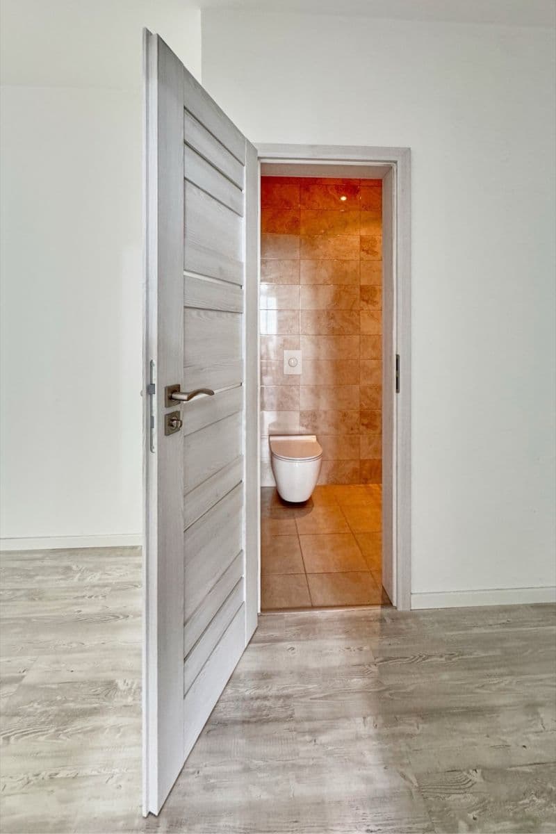 Pronájem bytu 3+1 95 m², Hyacintová, Praha, Praha Pronájem bytu 3+1 95 m², Hyacintová, Praha, Praha