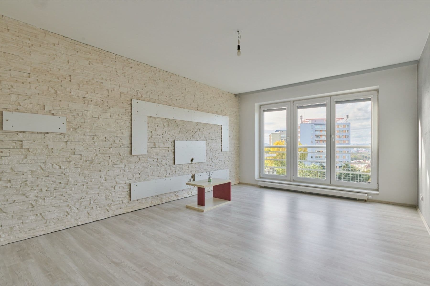 Pronájem bytu 3+1 95 m², Hyacintová, Praha, Praha Pronájem bytu 3+1 95 m², Hyacintová, Praha, Praha