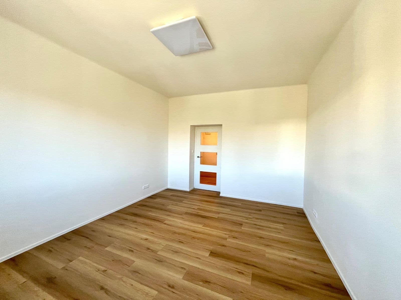 Pronájem bytu 1+1 32 m², Černokostelecká, Praha, Praha Pronájem bytu 1+1 32 m², Černokostelecká, Praha, Praha