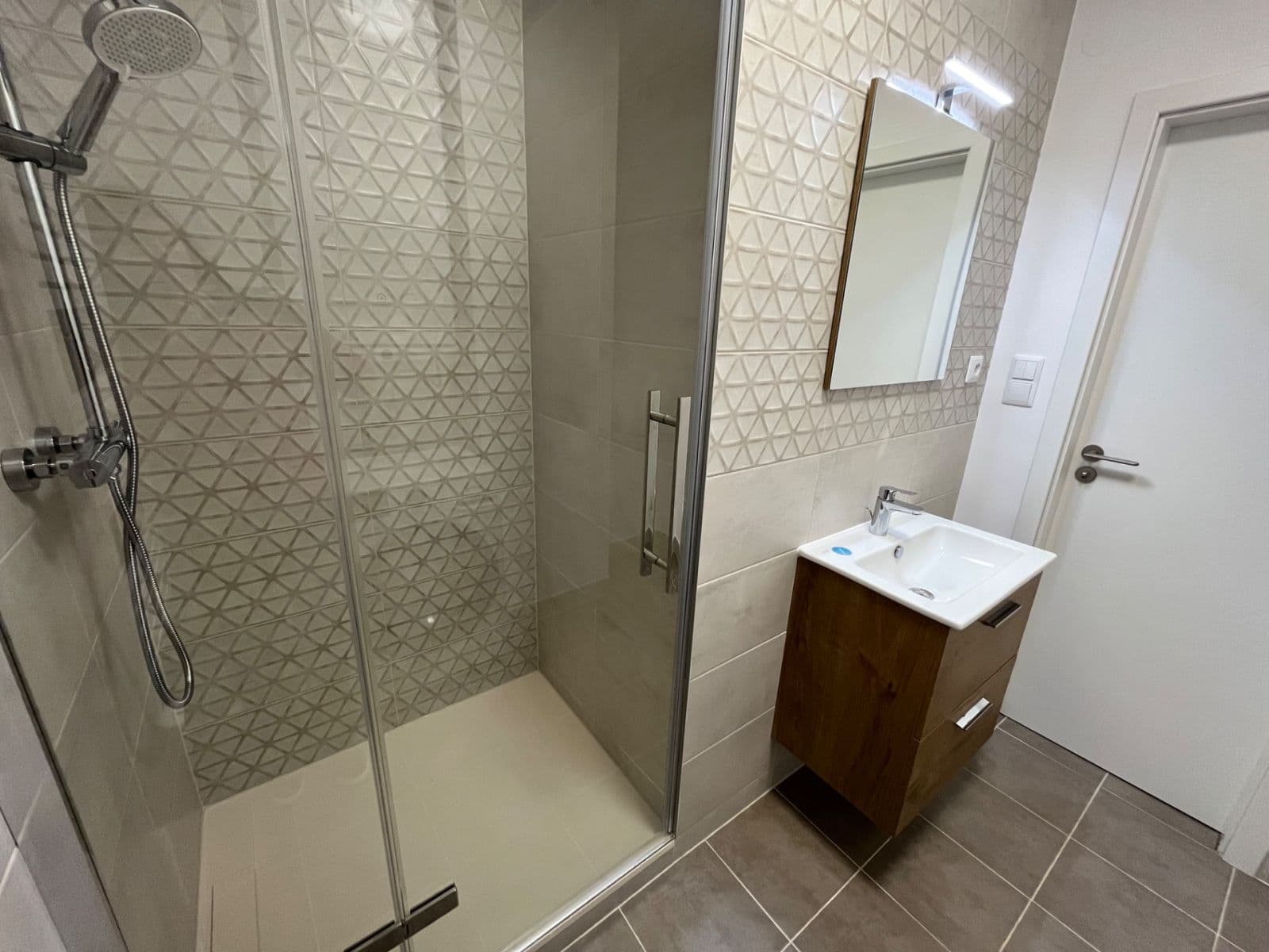 Pronájem bytu 1+1 32 m², Černokostelecká, Praha, Praha Pronájem bytu 1+1 32 m², Černokostelecká, Praha, Praha