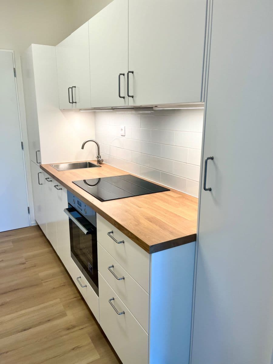 Pronájem bytu 1+1 32 m², Černokostelecká, Praha, Praha Pronájem bytu 1+1 32 m², Černokostelecká, Praha, Praha