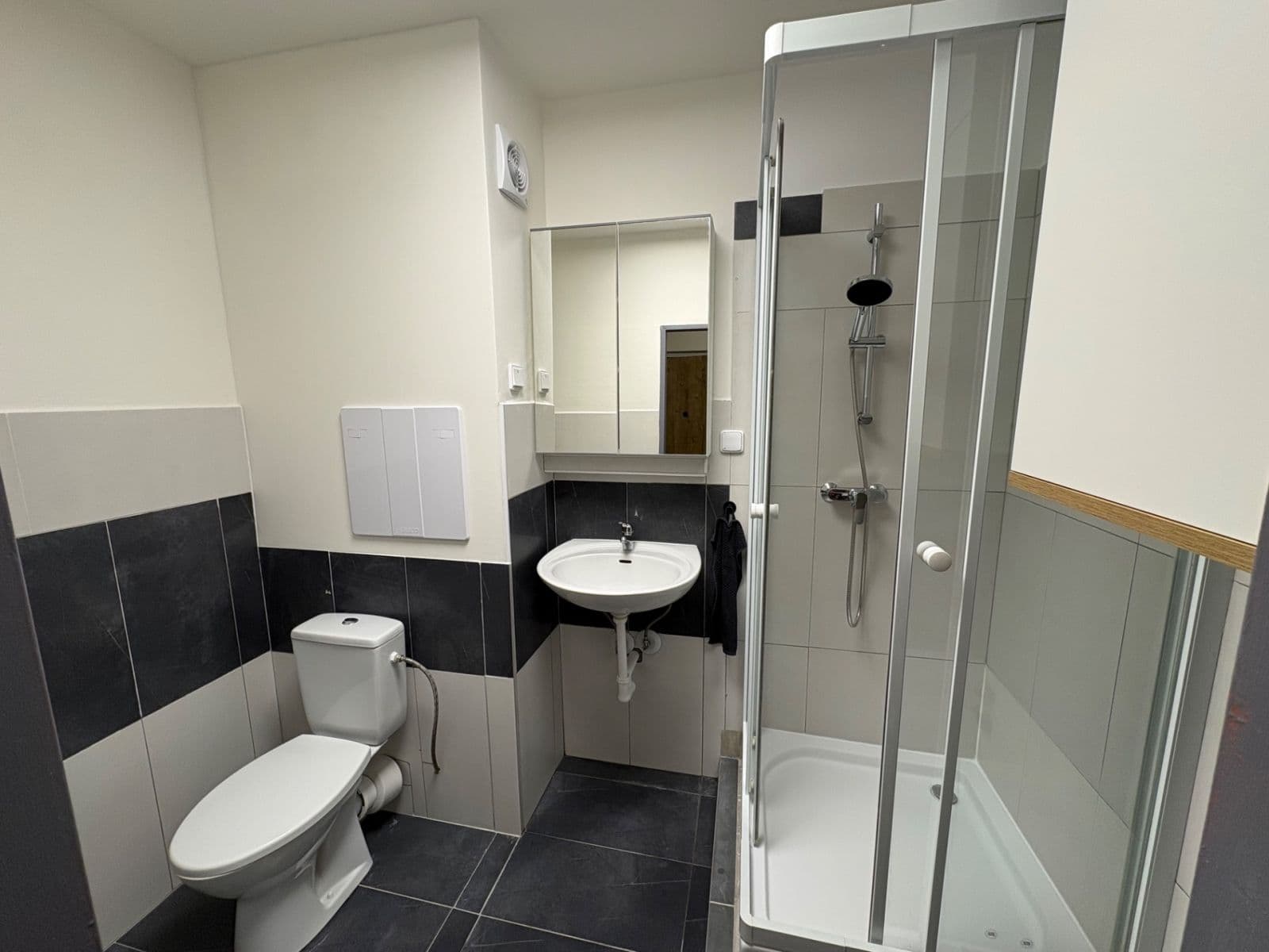 Pronájem bytu 1+1 26 m², Vitry, Kladno, Středočeský kraj Pronájem bytu 1+1 26 m², Vitry, Kladno, Středočeský kraj