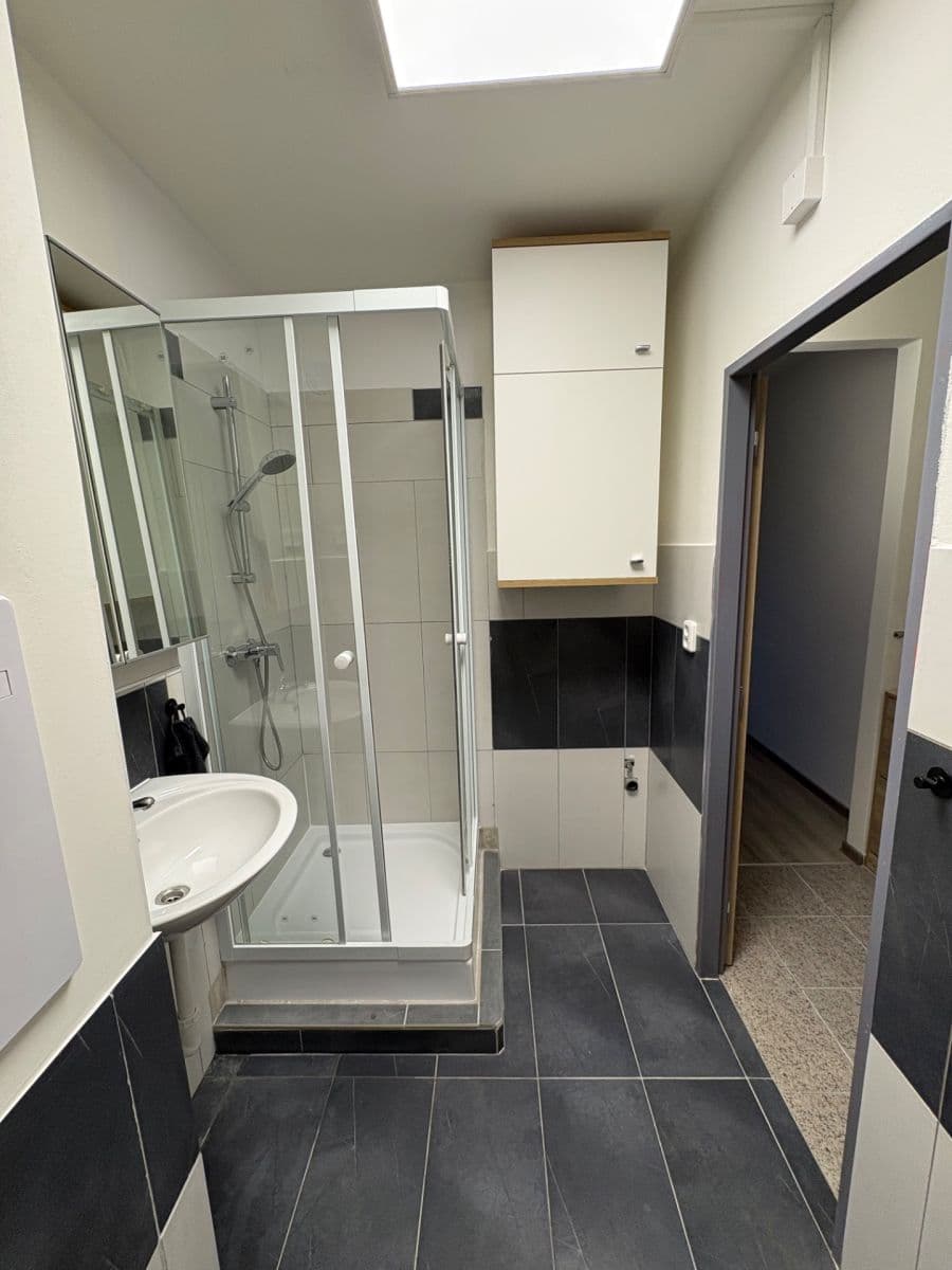 Pronájem bytu 1+1 26 m², Vitry, Kladno, Středočeský kraj Pronájem bytu 1+1 26 m², Vitry, Kladno, Středočeský kraj