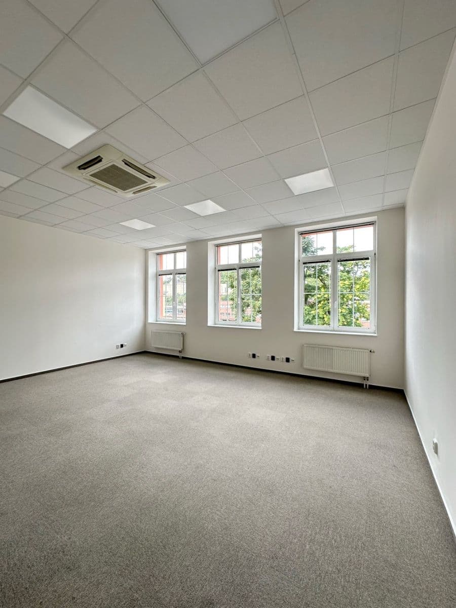 Pronájem kanceláře 35 m², Strakonická, Praha, Praha Pronájem kanceláře 35 m², Strakonická, Praha, Praha