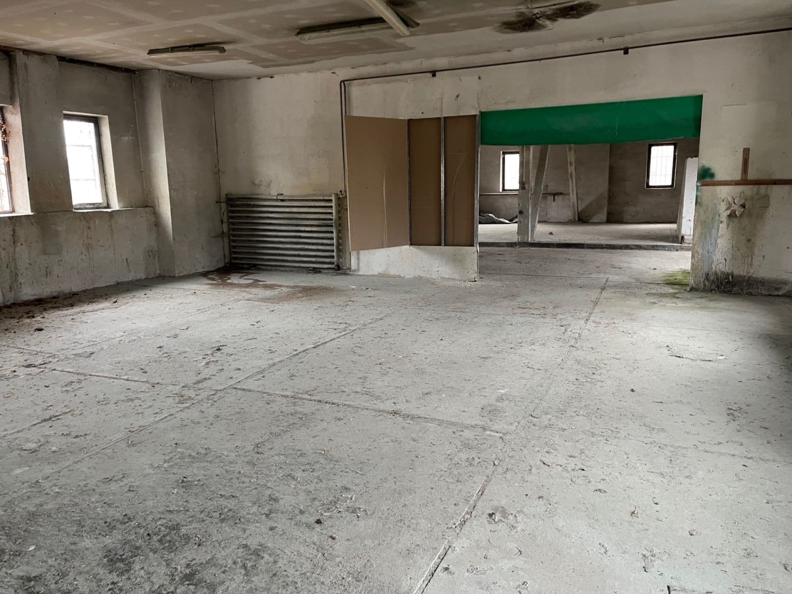 Prodej nebytového prostoru 6.257 m², Čechov, Vlašim, Středočeský kraj Prodej nebytového prostoru 6.257 m², Čechov, Vlašim, Středočeský kraj