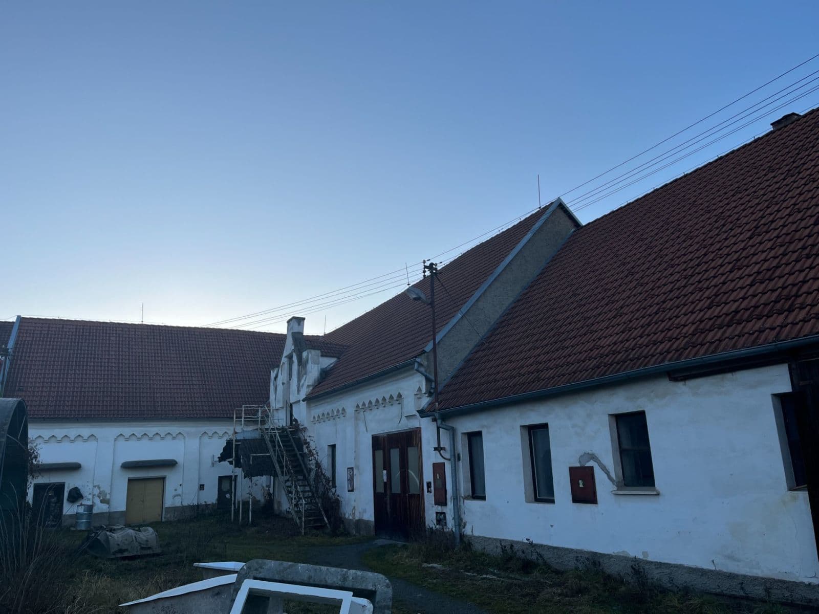 Prodej nebytového prostoru 6.257 m², Čechov, Vlašim, Středočeský kraj Prodej nebytového prostoru 6.257 m², Čechov, Vlašim, Středočeský kraj